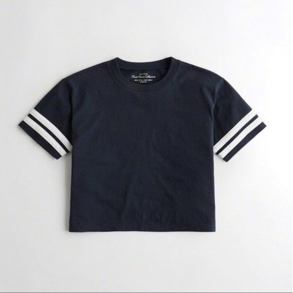 Only Tops - Cropped tshirt 🌿 (2/18$)